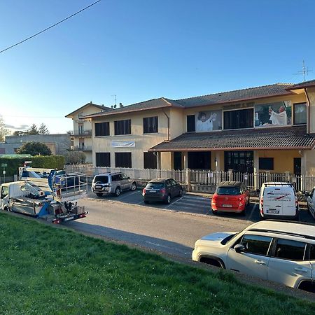 Corte Grande Apartment Lipomo Eksteriør billede